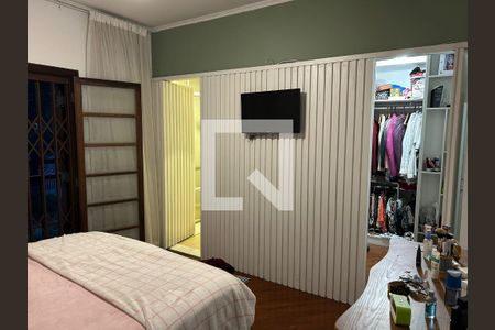 Casa à venda com 178m², 3 quartos e 2 vagas Casa à venda com 178m², 3 quartos e 2 vagasSuíte