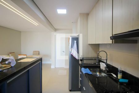 Cozinha de apartamento para alugar com 2 quartos, 89m² em Vila Independencia, São Paulo