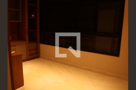 Suíte 2 de apartamento para alugar com 3 quartos, 120m² em Setor Marista, Goiânia