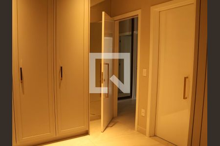 Suíte 1 de apartamento para alugar com 3 quartos, 120m² em Setor Marista, Goiânia