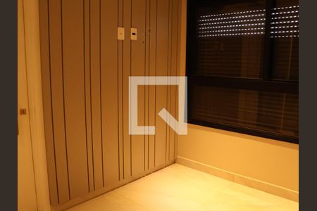 Suíte 1 de apartamento para alugar com 3 quartos, 120m² em Setor Marista, Goiânia