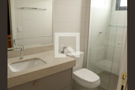 Banheiro da Suíte 2 de apartamento para alugar com 3 quartos, 120m² em Setor Marista, Goiânia