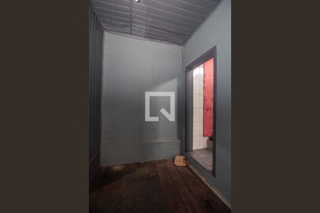 Corredor de casa à venda com 2 quartos, 50m² em São José, Porto Alegre