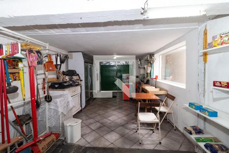 Garagem de casa à venda com 2 quartos, 149m² em Perdizes, São Paulo