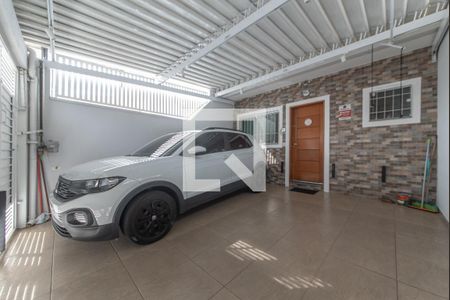 Garagem de casa à venda com 3 quartos, 100m² em Cidade Vargas, São Paulo