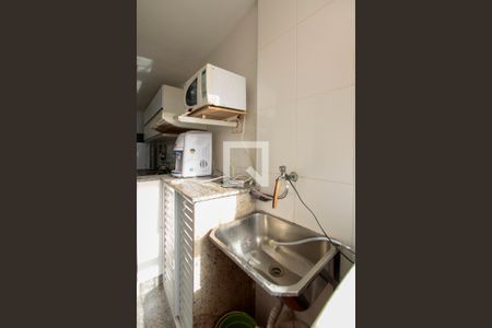 Área de Serviço de apartamento para alugar com 3 quartos, 200m² em Barra da Tijuca, Rio de Janeiro