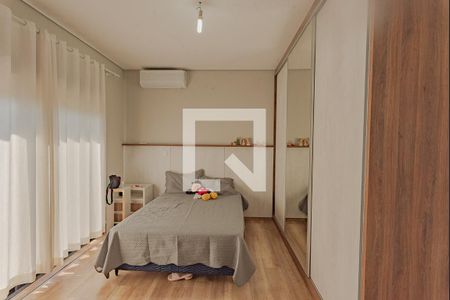 Suíte 1 de casa de condomínio à venda com 3 quartos, 320m² em Swiss Park, Campinas