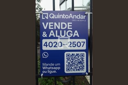 Placa de apartamento para alugar com 3 quartos, 118m² em São João, Porto Alegre
