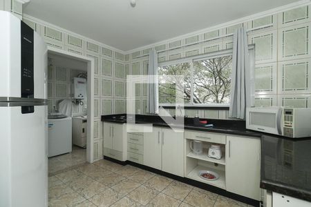 Cozinha de apartamento para alugar com 3 quartos, 118m² em São João, Porto Alegre