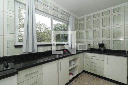 Cozinha de apartamento para alugar com 3 quartos, 118m² em São João, Porto Alegre