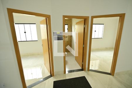 Corredor de casa para alugar com 3 quartos, 121m² em Cidade Satélite São Luiz, Aparecida de Goiânia