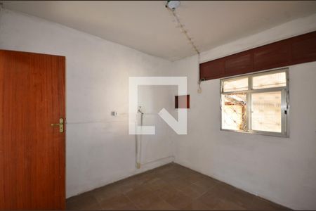 Quarto 1 de casa para alugar com 2 quartos, 65m² em Cascadura, Rio de Janeiro