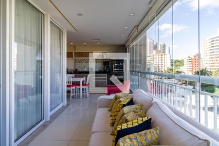 Sala de apartamento à venda com 3 quartos, 177m² em Jardim Monte Kemel, São Paulo