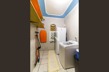 Área de Serviço de casa à venda com 5 quartos, 187m² em Jardim das Camelias, São Paulo