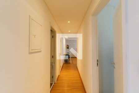 Corredor de apartamento à venda com 3 quartos, 84m² em Liberdade, São Paulo