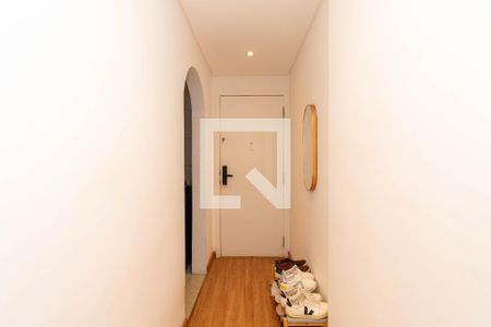 Hall de entrada de apartamento à venda com 3 quartos, 84m² em Liberdade, São Paulo