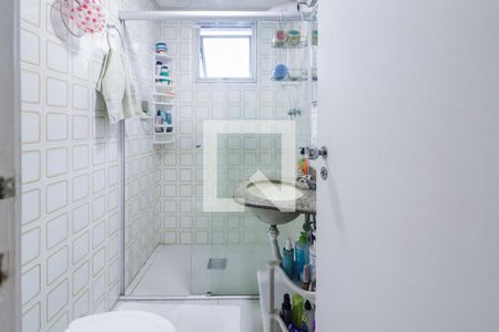 Banheiro Social de apartamento à venda com 3 quartos, 82m² em Butantã, São Paulo