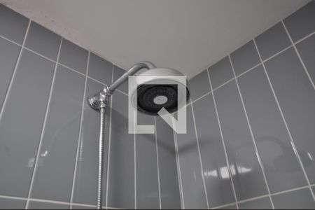 Banheiro de apartamento à venda com 2 quartos, 48m² em Vila Guilherme, São Paulo
