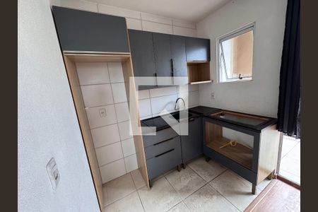 Cozinha de apartamento à venda com 2 quartos, 53m² em Feitoria, São Leopoldo