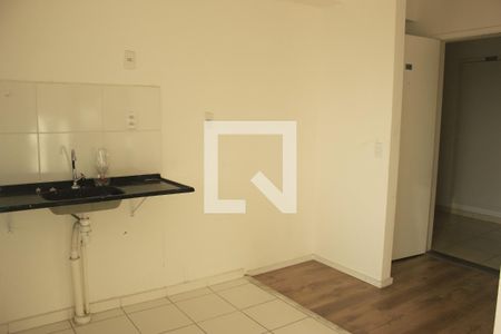 Cozinha de apartamento para alugar com 2 quartos, 45m² em Vila Itapegica, Guarulhos