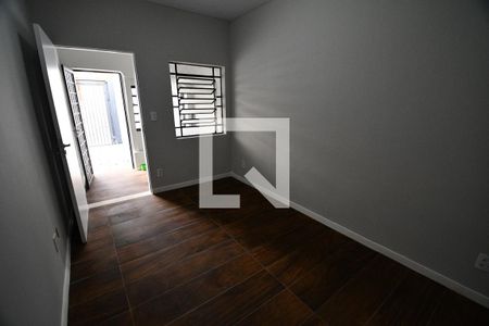 Sala de casa para alugar com 2 quartos, 80m² em Vila Jequitibas, Campinas