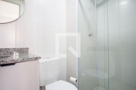 Banheiro de apartamento para alugar com 1 quarto, 29m² em Campo Belo, São Paulo