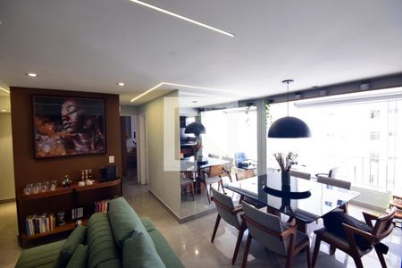 Sala de apartamento à venda com 2 quartos, 84m² em Barra da Tijuca, Rio de Janeiro