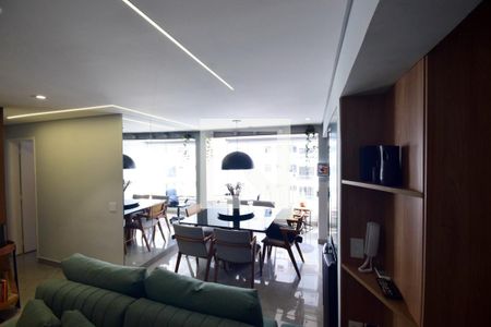 Sala de apartamento à venda com 2 quartos, 84m² em Barra da Tijuca, Rio de Janeiro