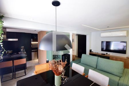 Sala de apartamento à venda com 2 quartos, 84m² em Barra da Tijuca, Rio de Janeiro