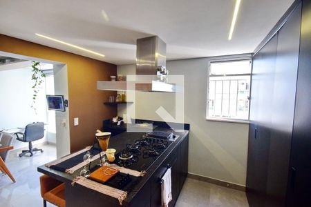 Apartamento à venda com 84m², 2 quartos e 1 vagaCozinha