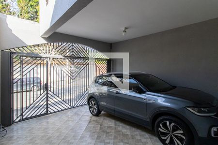 Garagem de casa à venda com 4 quartos, 212m² em Jardim Santa Clara, Guarulhos