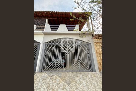 Fachada de casa à venda com 4 quartos, 212m² em Jardim Santa Clara, Guarulhos