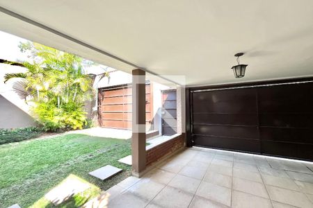 Garagem de casa à venda com 4 quartos, 270m² em Jabaquara, São Paulo