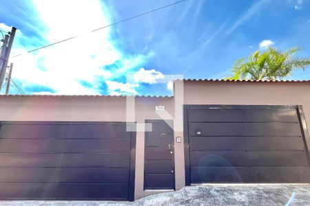 Fachada de casa à venda com 4 quartos, 270m² em Jabaquara, São Paulo