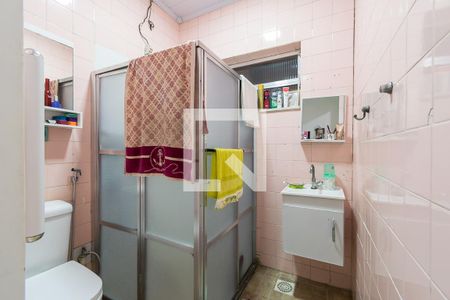 Banheiro de casa à venda com 2 quartos, 600m² em Penha Circular, Rio de Janeiro
