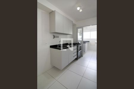 Cozinha de apartamento para alugar com 3 quartos, 84m² em Santo Amaro, São Paulo