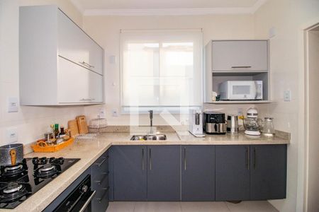 Cozinha de apartamento à venda com 2 quartos, 68m² em Petrópolis, Porto Alegre