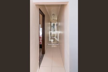 Corredor de apartamento à venda com 2 quartos, 101m² em Vila da Penha, Rio de Janeiro