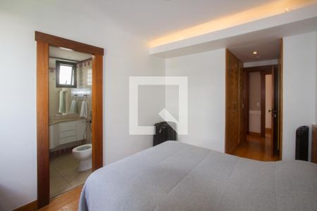 Quarto 1 de apartamento para alugar com 3 quartos, 130m² em Santo Amaro, São Paulo