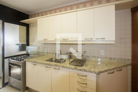 Cozinha de apartamento para alugar com 3 quartos, 130m² em Santo Amaro, São Paulo