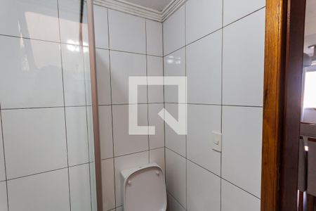 Banheiro de apartamento à venda com 2 quartos, 53m² em Parque das Nações, Santo André