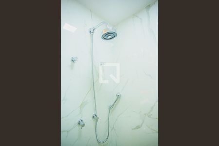 Banheiro de kitnet/studio à venda com 1 quarto, 32m² em Vila Clementino, São Paulo