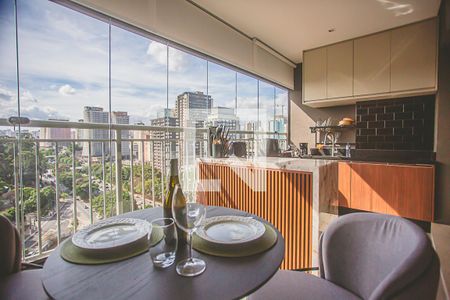 Cozinha de kitnet/studio à venda com 1 quarto, 32m² em Vila Clementino, São Paulo