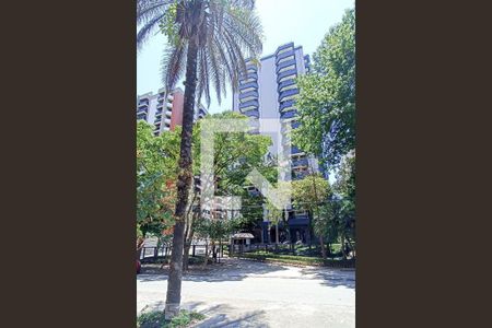 Fachada  de apartamento à venda com 3 quartos, 172m² em Alphaville Industrial, Barueri