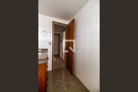 Banheiro 2 de apartamento à venda com 3 quartos, 172m² em Alphaville Industrial, Barueri