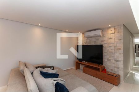 Sala de apartamento para alugar com 3 quartos, 110m² em Parque Industrial Tomas Edson, São Paulo