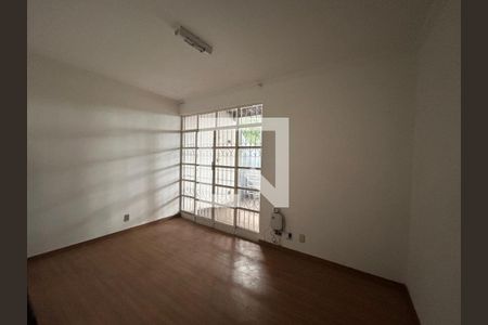 Casa à venda com 3 quartos, 372m² em São Marcos, Belo Horizonte