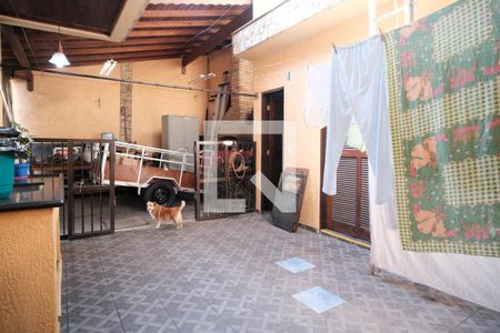 Área externa de casa para alugar com 3 quartos, 308m² em Cidade Patriarca, São Paulo