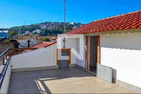 Varanda de casa à venda com 5 quartos, 244m² em Cavalhada, Porto Alegre