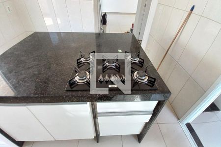 Cozinha de casa de condomínio para alugar com 3 quartos, 190m² em Swiss Park, Campinas